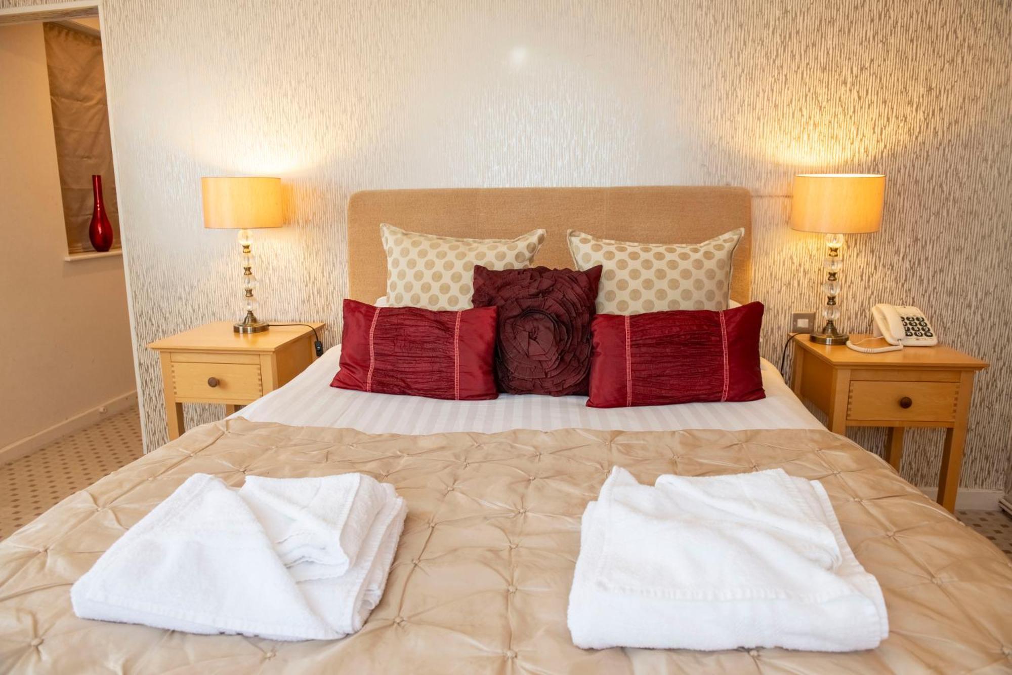 Ashburnham Hotel Pembrey Ngoại thất bức ảnh