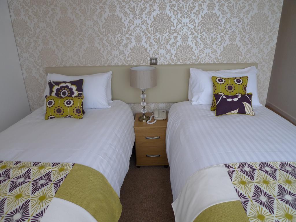 Ashburnham Hotel Pembrey Phòng bức ảnh